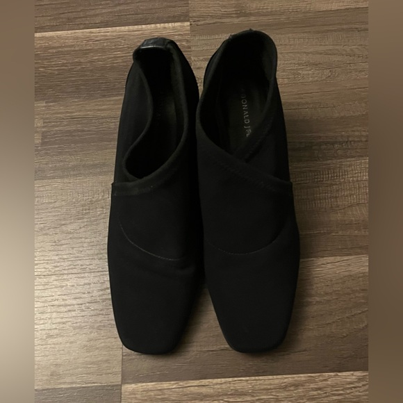 Donald J. Pliner Reya Neoprene Brazillian Crocodile Leather Booties SZ 8 - Picture 8 of 12